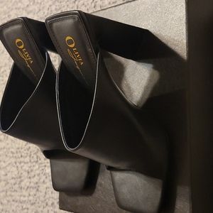 Olivia Ferguson Black Mule Shoes, Size 9 Never worn
